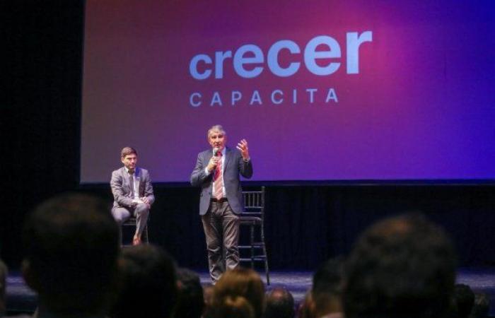 Maximiliano Pullaro presented the “Crecer-Capacita” program