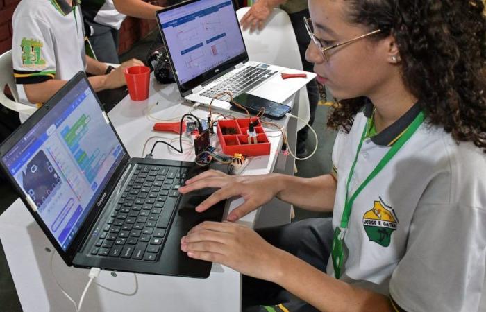 Cali will be a pilot to promote digital education in the country