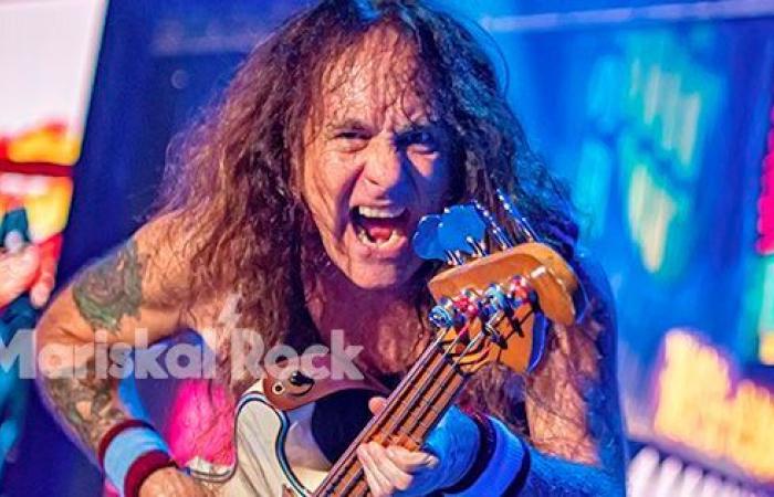 Steve Harris (Iron Maiden) travels to Portugal to play a soccer match for a good cause
