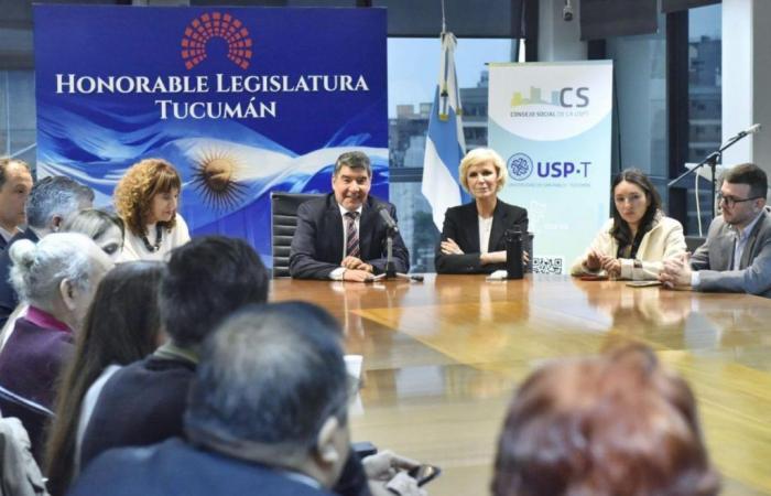 The Pre-World Public Policy Summit of the Tucumán Chapter was presented in the Legislature