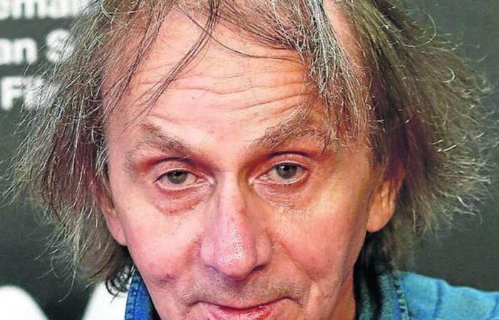 Houellebecq, “offensive and discriminatory” for Artificial Intelligence