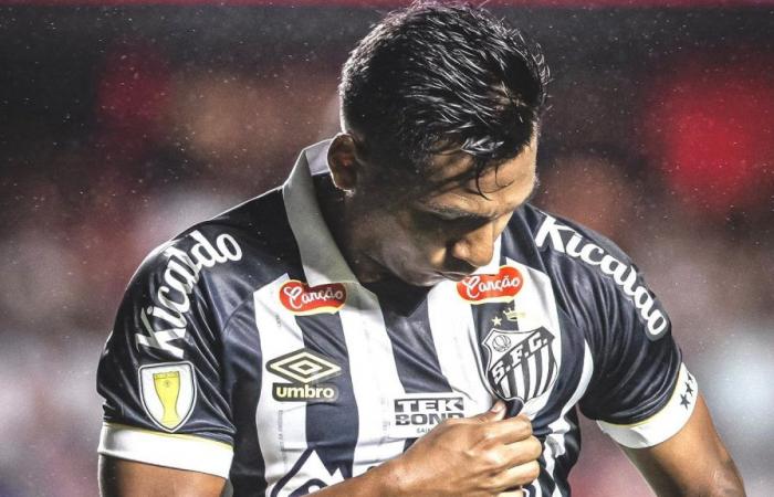 Junior would be in negotiations with Santos for Alfredo Morelos