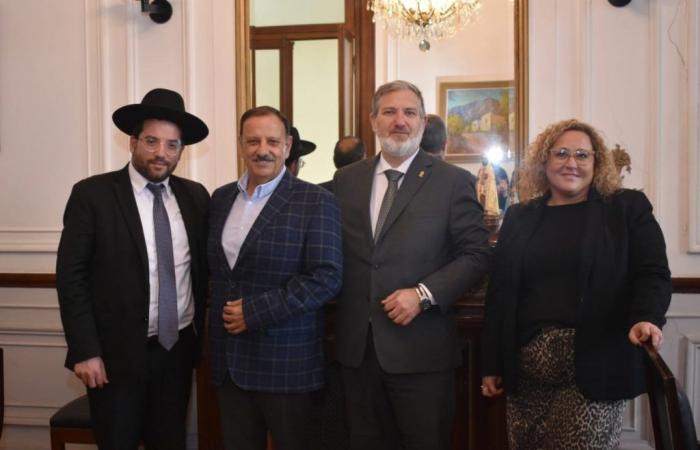 Federal Meeting for Memory: Audience with the governor of La Rioja – AMIA