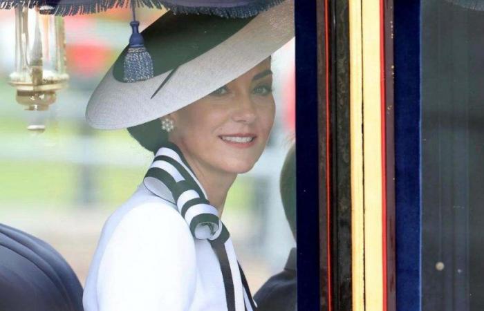 The extreme thinness has not detracted one bit from the elegance of the Princess of Wales in her reappearance
