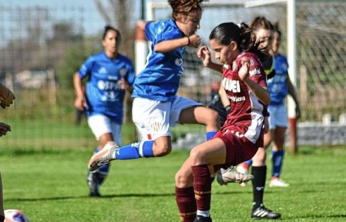 The Unión girls tied on the hour against Lanús
