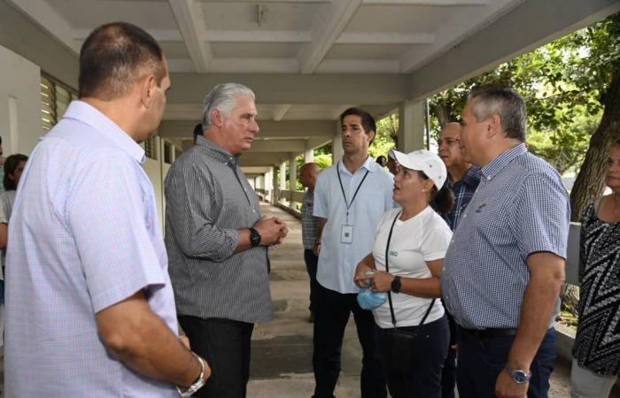 Díaz-Canel exchanges with workers and residents of the Playa municipality – Radio Rebelde