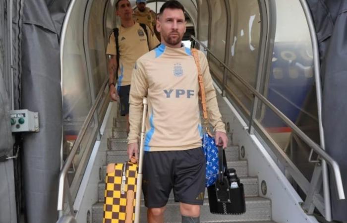 The Argentine National Team arrived in Atlanta and Lionel Messi is already in Copa América mode