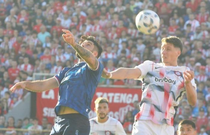 Live: Unión beats San Lorenzo by 2 to 1