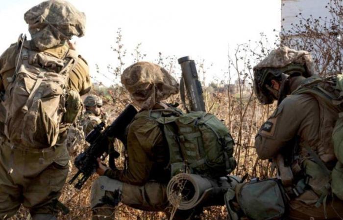 Eight Israeli soldiers and nineteen Palestinian civilians died in Rafah
