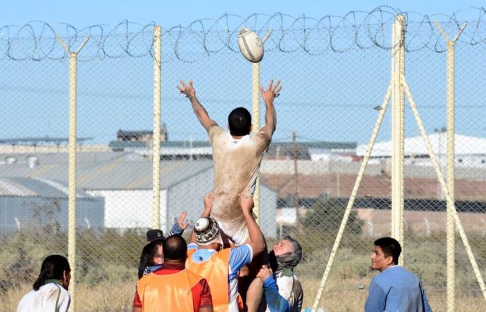 A day in prison: rugby between walls the way to create second chances