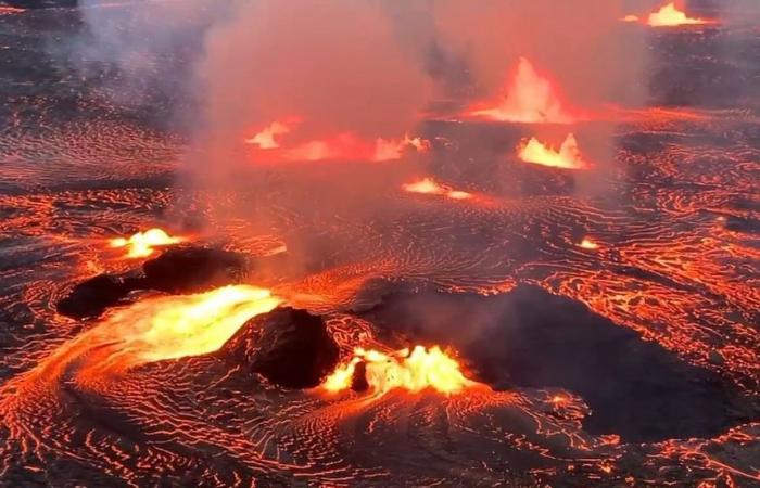 A Hawaiian volcano opens a new category of eruption