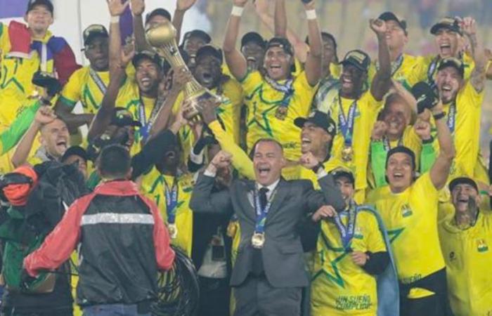 We are champions! Atlético Bucaramanga got its first star in 75 years of history