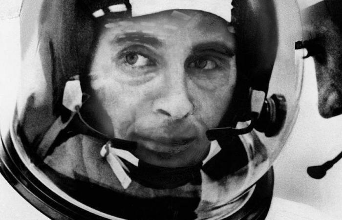 Bill Anders, the Apollo 8 astronaut who took one of the most famous photos of planet Earth, dies at 90 in a plane crash