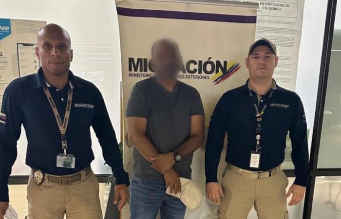 Migration Colombia expelled an Indian citizen due to an alert from the Mayor’s Office of Medellín: he was reported for possible sexual exploitation