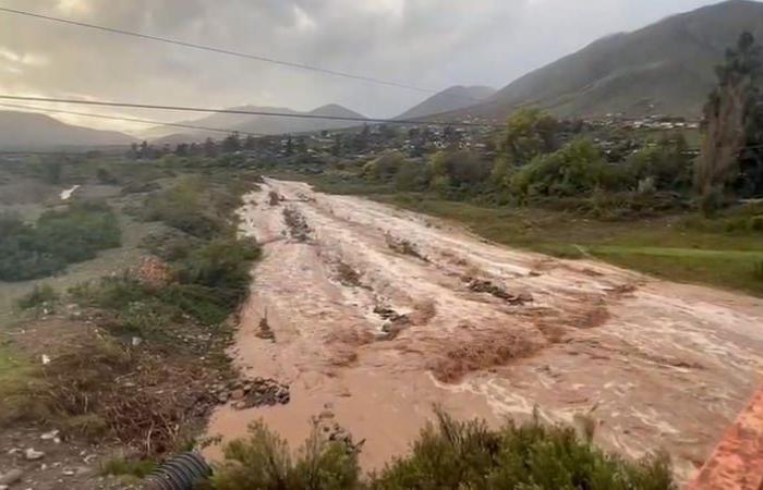 sectors of Coquimbo and La Serena were left without drinking water supply