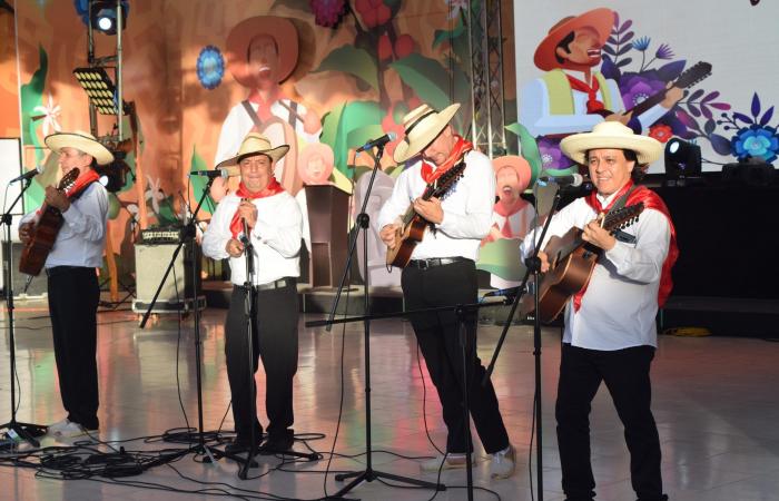 Neiva enjoyed the Peasant Music Meeting, at the Jorge Villamil Cordovez Music Park