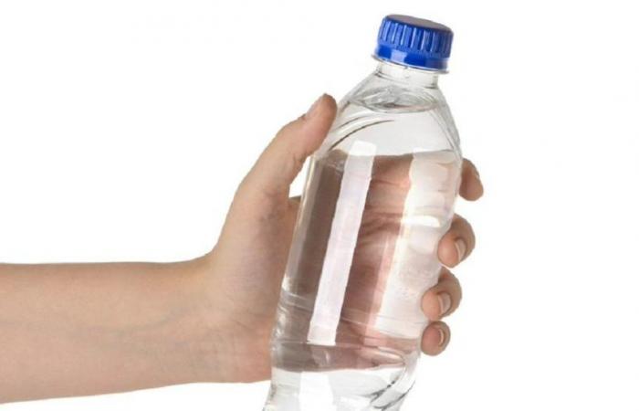 Buying water bottles involves a huge expense for those who consume them