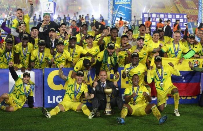 Bucaramanga, in a heart-stopping final, beat Santa Fe on penalties and is the new champion of Colombian soccer