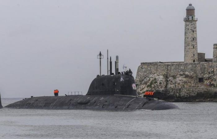 Russian Navy nuclear submarine withdraws from Cuba