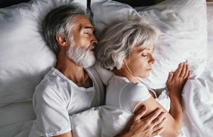 When to go to sleep to improve mental health and aging, according to Stanford University