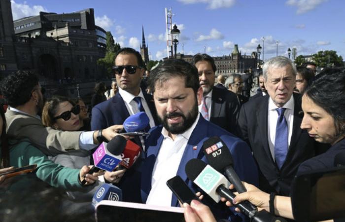 Gabriel Boric demands that Argentina remove solar panels installed in Chilean territory