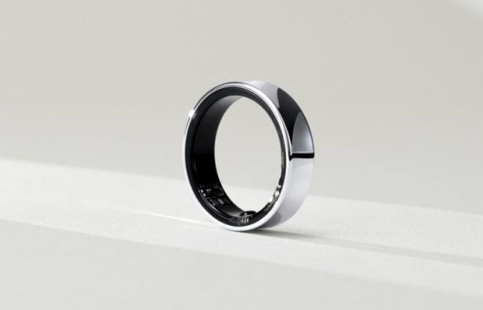 Look at the particular charger that the Samsung Galaxy Ring will have