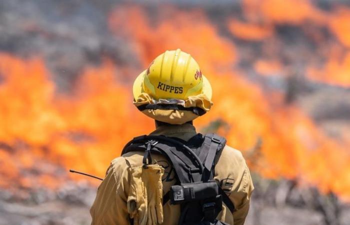 Wildfire continues in California