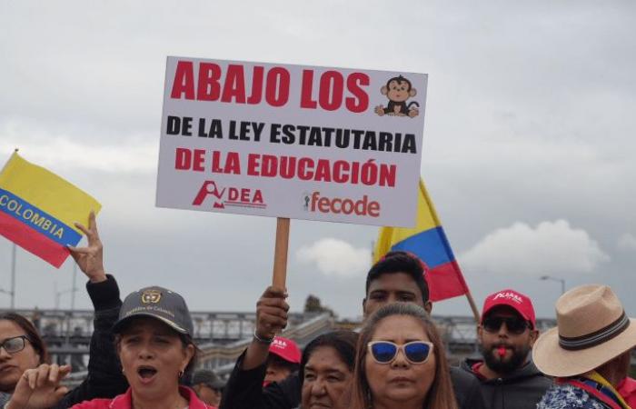 “Great mobilization” of Fecode started in Bogotá against educational reform