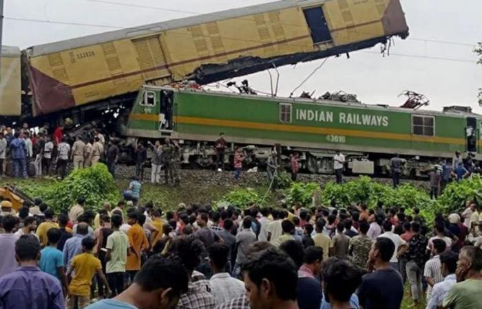 Shocking train crash in India left eight dead and dozens injured