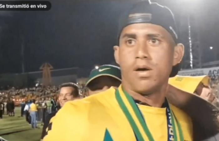 Unheard! The medal was stolen from a player from Bucaramanga and everything was on video