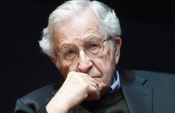 International media report that the philosopher and writer Noam Chomsky would have died at the age of 95