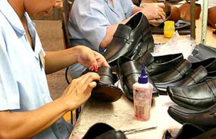 Footwear entrepreneurs in Cúcuta face low sales