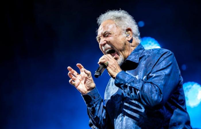 Tom Jones, the young 84-year-old Martian who tells and sings little stories | Culture