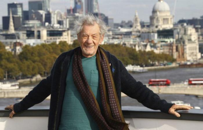 Ian McKellen will be able to fully recover after his fall from a stage in London