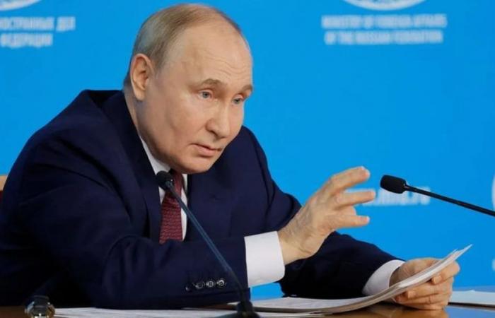 Putin’s purge in the Ministry of Defense continues: he dismissed four senior officials and appointed a relative to one of the vacancies