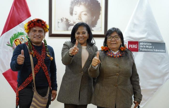Minister of Women spoke with indigenous leaders of Amazonas