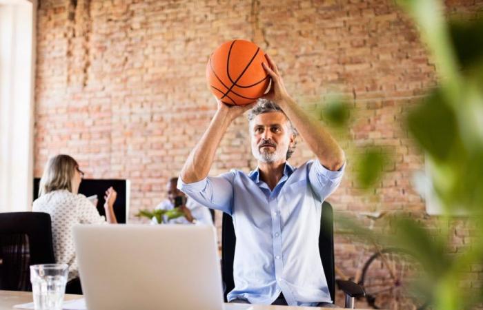 Sports at work: the solution to depression and work anxiety?