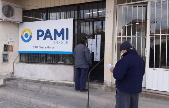 Step by step: how to contact PAMI from home