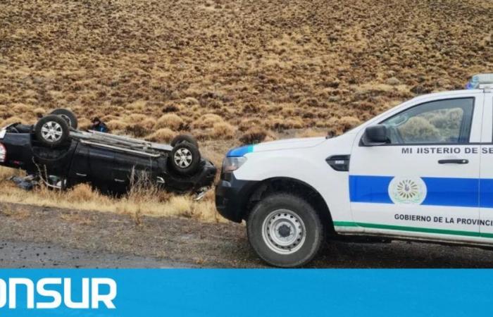 A woman was injured after being involved in a rollover with her partner near a town in Chubut – ADNSUR