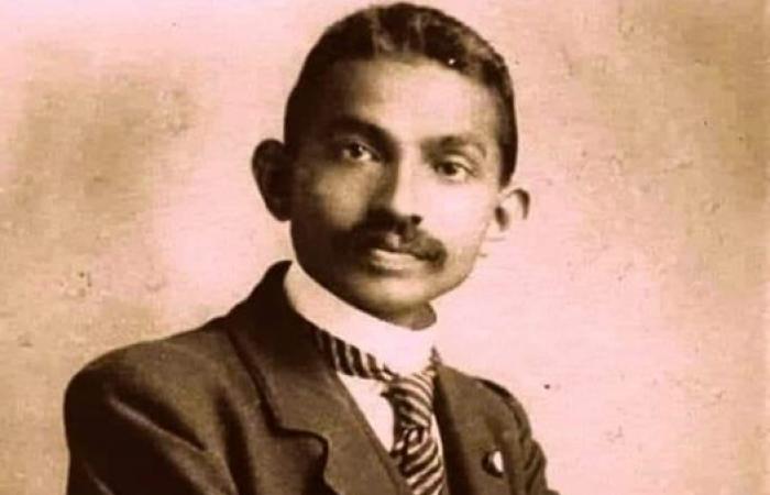 The day a teacher tried to humiliate Ghandi: The great response he received