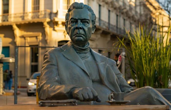 This was Córdoba’s tribute to the poet and writer Daniel Salzano