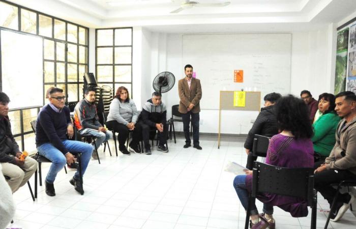 Municipal staff trains in public speaking