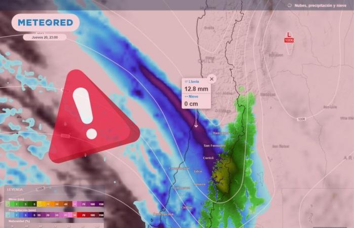 DMC predicts heavy rains in a few hours in central Chile and issues two weather alarms for the next few hours