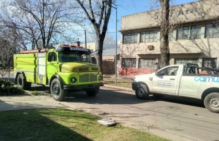 Two blocks of Gonnet were evacuated due to a dangerous gas leak in a factory
