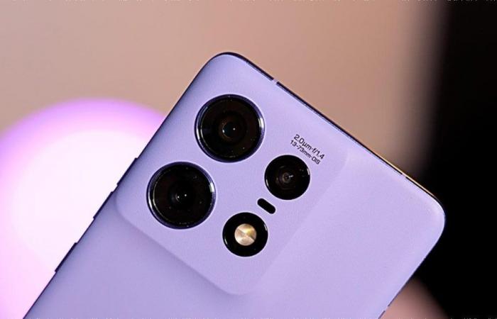 AI comes to the mobile camera with the Motorola Edge 50 pro