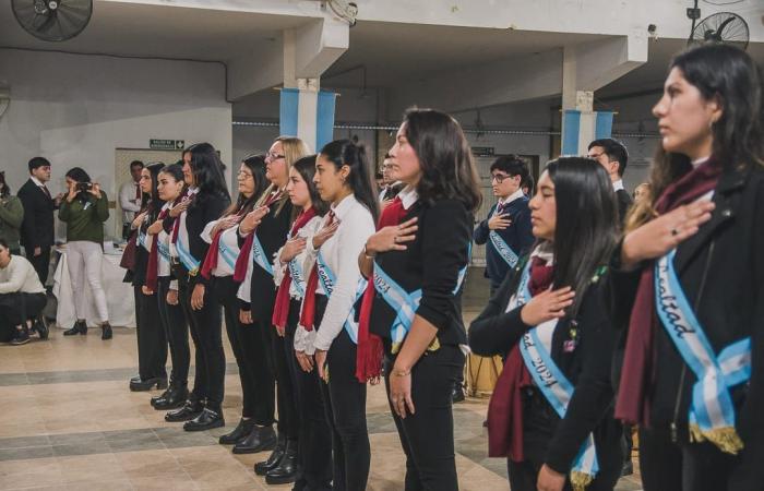Rodríguez participated in the Pledge of Allegiance to the Flag of students of the SISAIANI Institute
