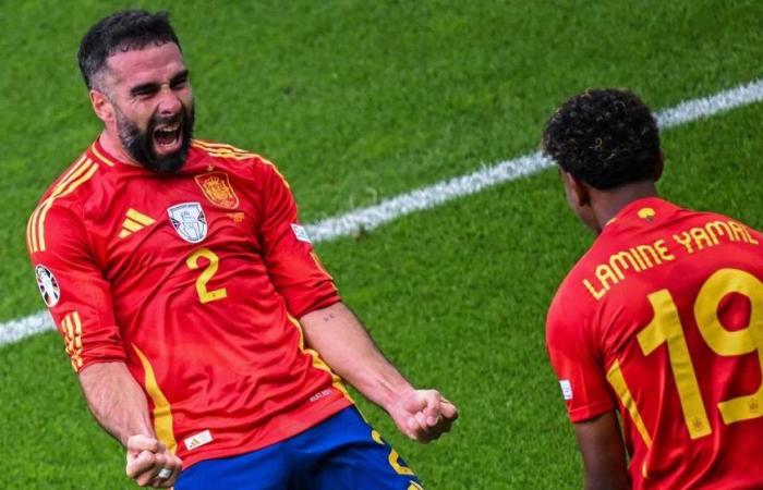 What does the patch that the Spanish National Team wears on the shirt of this Euro Cup mean?