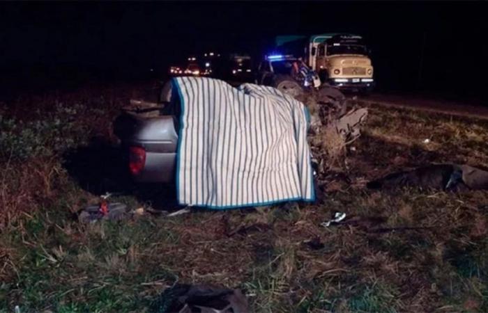 Four people died in a terrible head-on collision between two cars in Entre Ríos