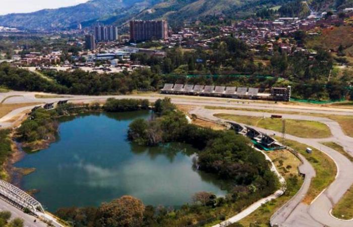 Unfinished works and without an operating certificate: Bello’s Central Park, another white elephant in Antioquia