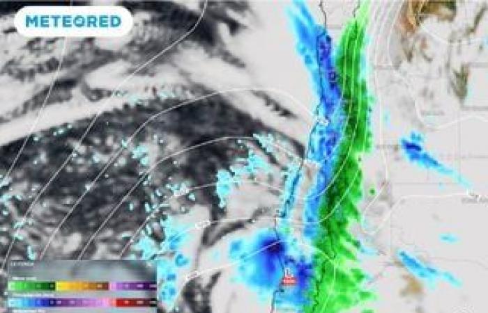 DMC predicts heavy rains in a few hours in central Chile and issues two weather alarms for the next few hours